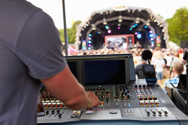 From-Studio-to-Stage-Transitioning-from-Recording-to-Live-Sound
